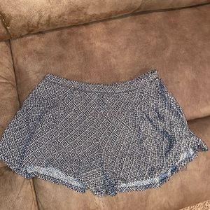 Flowy printed shorts